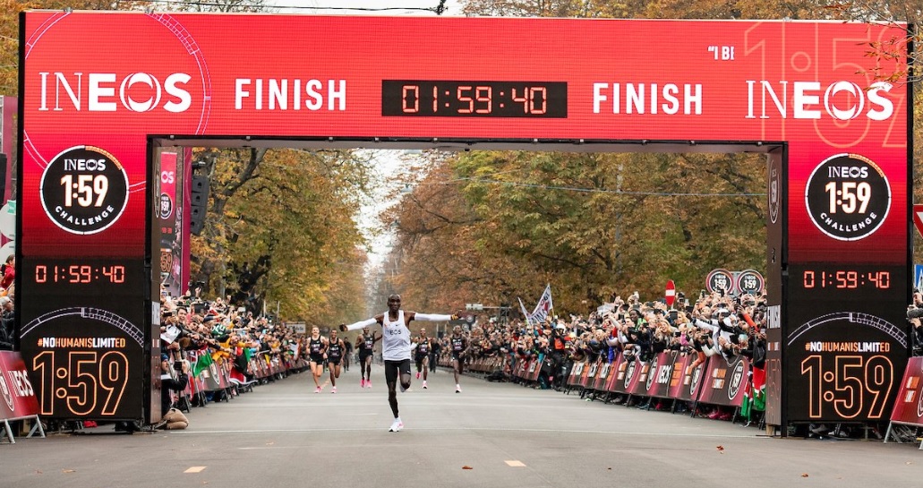 Recorde de Kipchoge na Maratona atrai 500 milhões pelo mundo